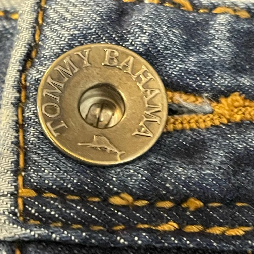 Tommy‎ Bahama Men’s Belize Authentic denim blue Jeans 40 X 32
